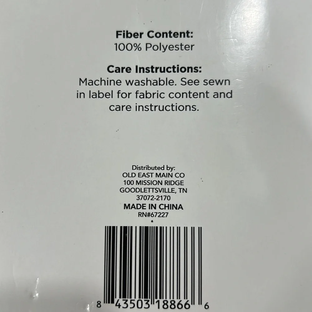 Mr. & Mrs. Always Right‎ Standard Fit Pillow Cases. New with tags.